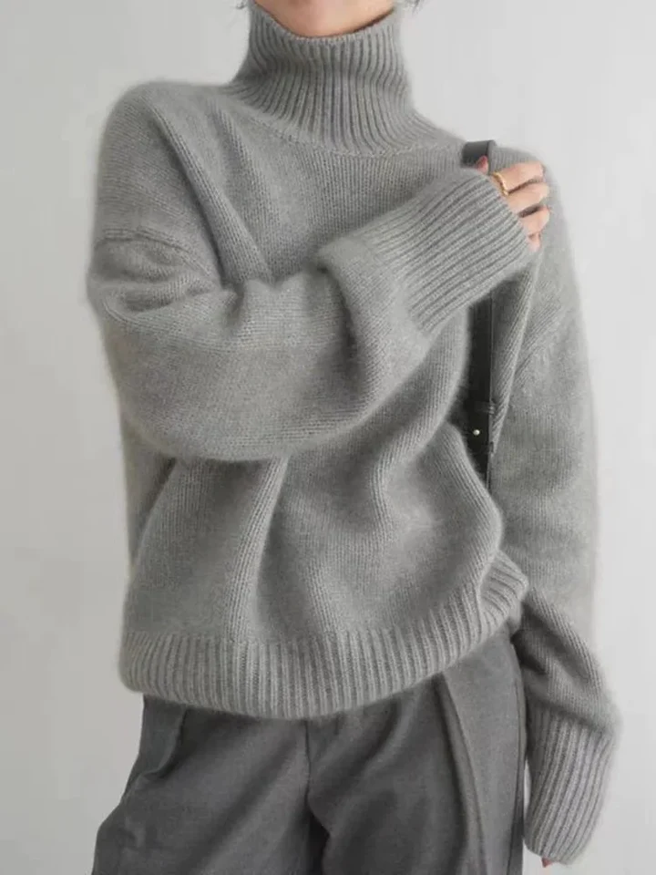 Molly | Refined Turtleneck Sweater